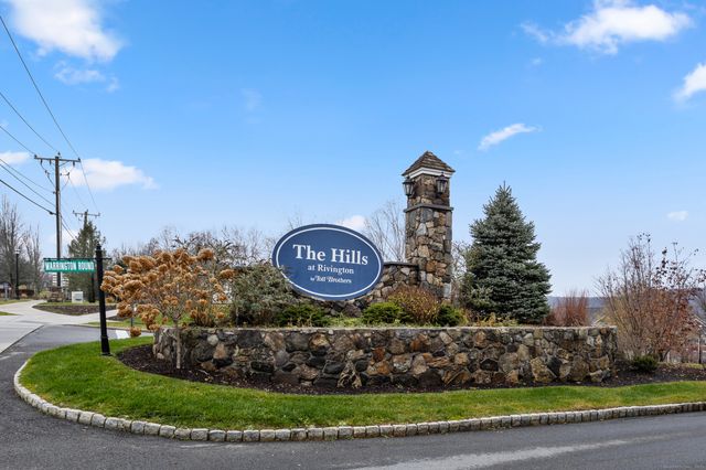 164 Warrington Round 164, Danbury, CT 06810