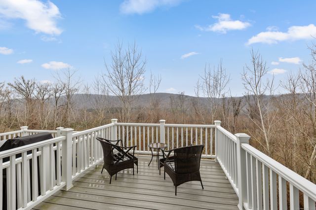 164 Warrington Round 164, Danbury, CT 06810