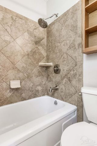 3255 Newton Dr, Pensacola, FL 32503