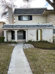 11813 Petal, San Antonio, TX 78216