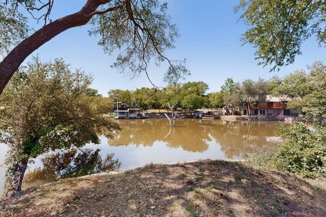 410 Virgo Court, Granbury, TX 76049