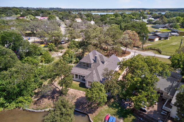 410 Virgo Court, Granbury, TX 76049