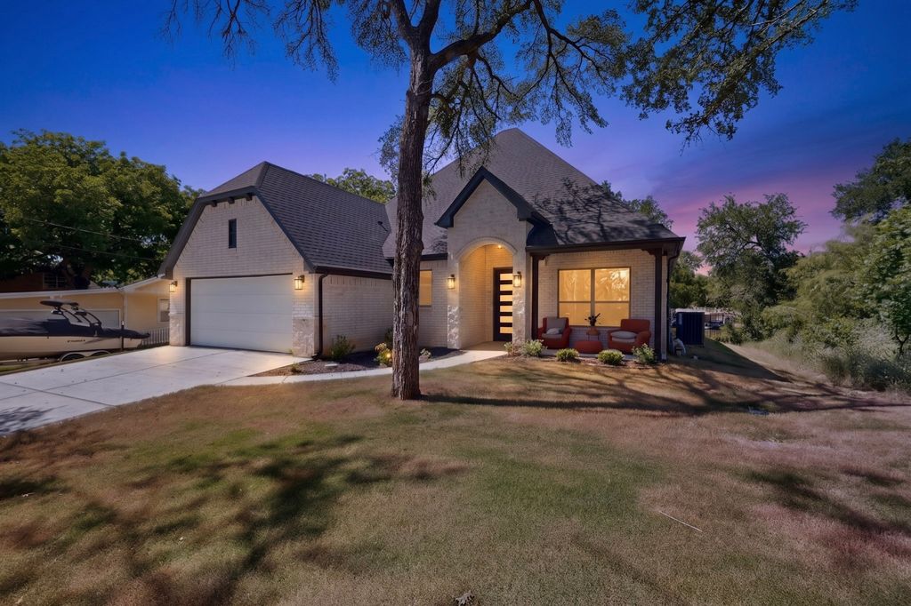 410 Virgo Court, Granbury, TX 76049