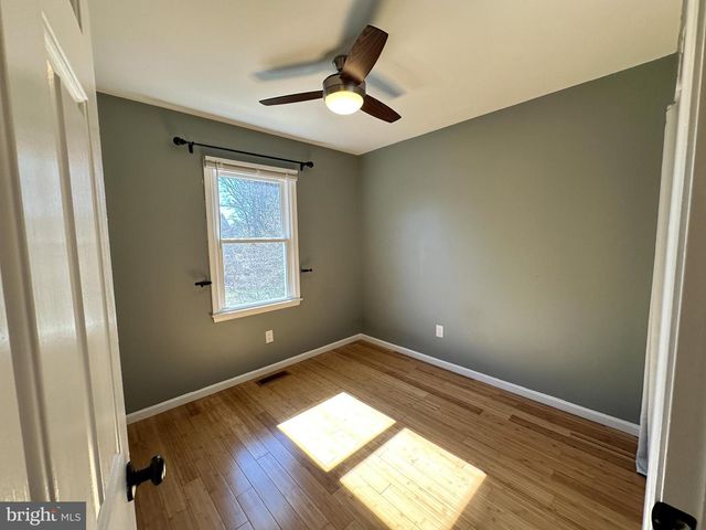 427 E ANGLESEY TER, West Chester, PA 19380