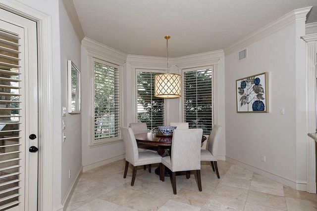 31 Midday Sun Place, The Woodlands, TX 77382