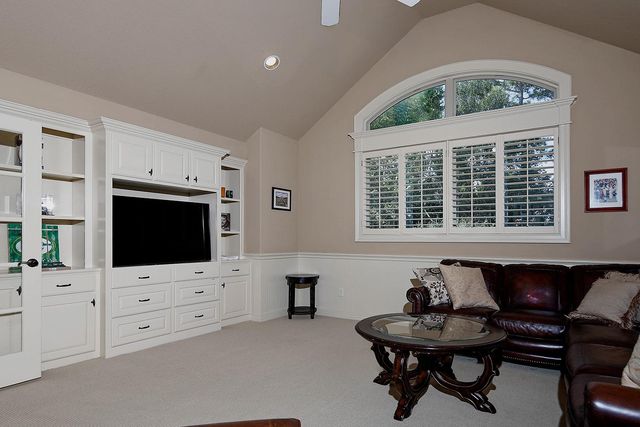 31 Midday Sun Place, The Woodlands, TX 77382