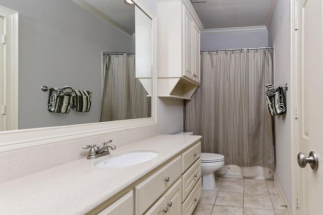 31 Midday Sun Place, The Woodlands, TX 77382