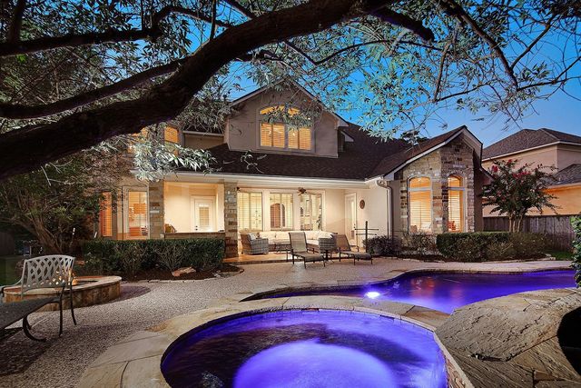31 Midday Sun Place, The Woodlands, TX 77382