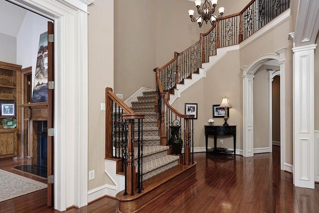 31 Midday Sun Place, The Woodlands, TX 77382