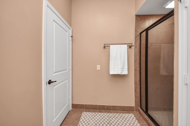 2203 Dorrington Street 400, Houston, TX 77030