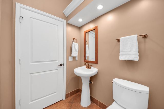 2203 Dorrington Street 400, Houston, TX 77030