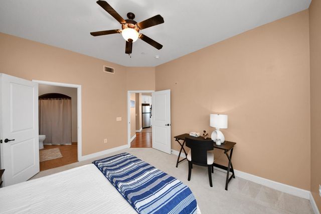 2203 Dorrington Street 400, Houston, TX 77030