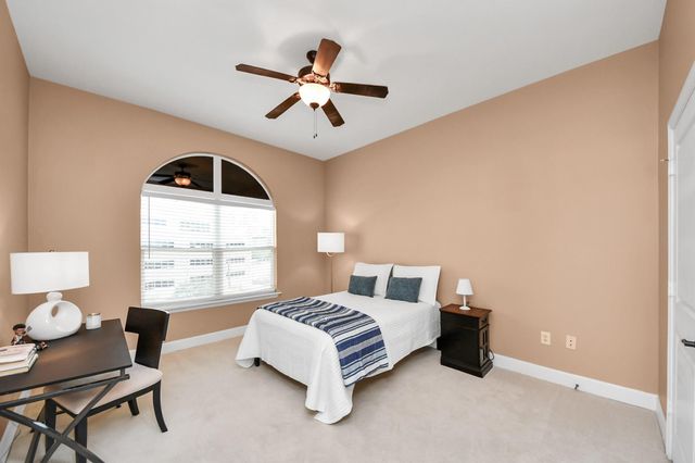 2203 Dorrington Street 400, Houston, TX 77030