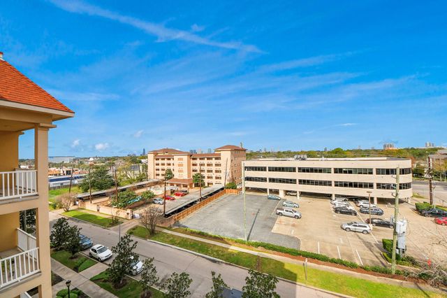 2203 Dorrington Street 400, Houston, TX 77030