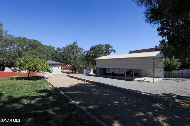 22700 Fran Drive, Tehachapi, CA 93561
