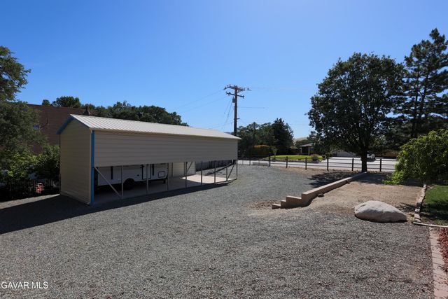 22700 Fran Drive, Tehachapi, CA 93561
