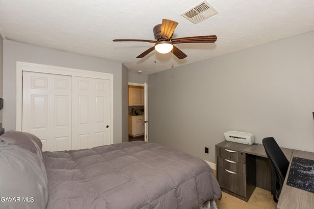 22700 Fran Drive, Tehachapi, CA 93561