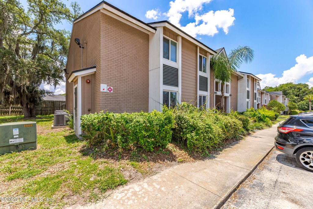 8880 OLD KINGS Road, 134, Jacksonville, FL 32257