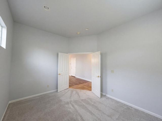 224 Pinecrest Ct, Roseville, CA 95678