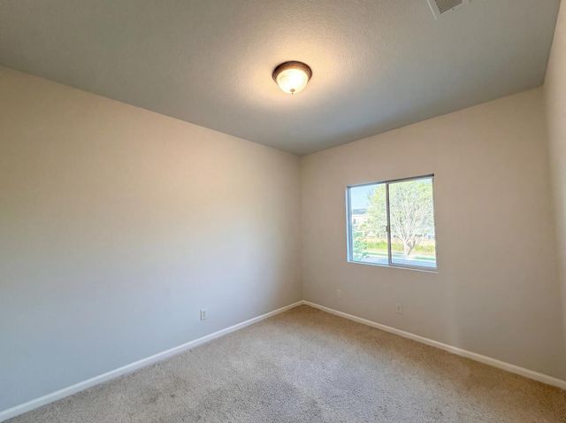 224 Pinecrest Ct, Roseville, CA 95678