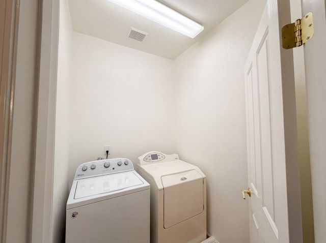 224 Pinecrest Ct, Roseville, CA 95678