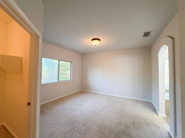 224 Pinecrest Ct, Roseville, CA 95678