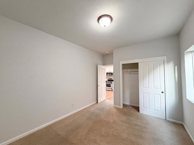 224 Pinecrest Ct, Roseville, CA 95678