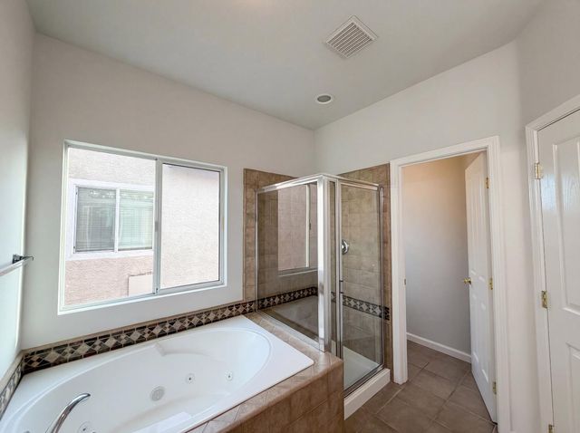 224 Pinecrest Ct, Roseville, CA 95678