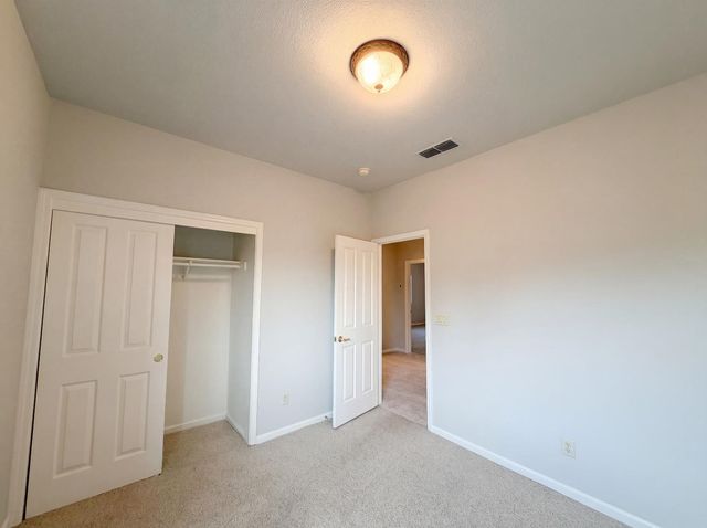 224 Pinecrest Ct, Roseville, CA 95678