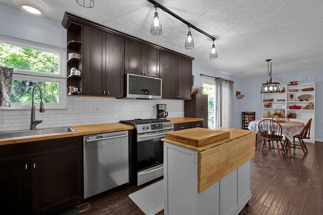 775 Ashford Glen Drive, Columbus, OH 43230