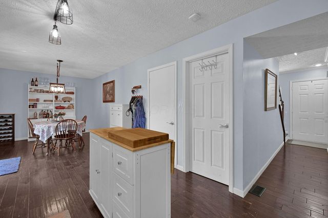 775 Ashford Glen Drive, Columbus, OH 43230