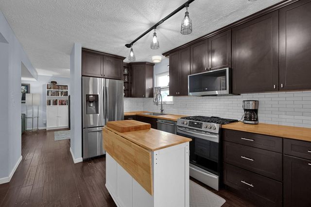 775 Ashford Glen Drive, Columbus, OH 43230