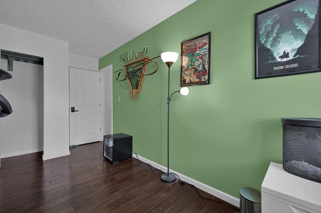 775 Ashford Glen Drive, Columbus, OH 43230