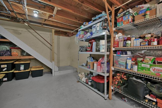 775 Ashford Glen Drive, Columbus, OH 43230