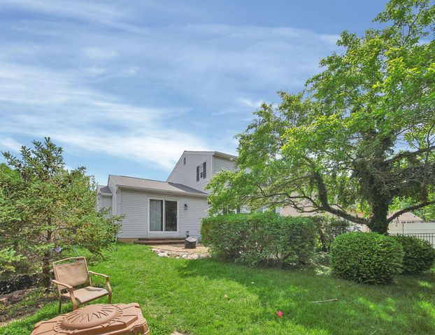 775 Ashford Glen Drive, Columbus, OH 43230