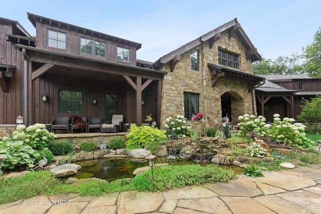 14N306 Highland Avenue, Elgin, IL 60123