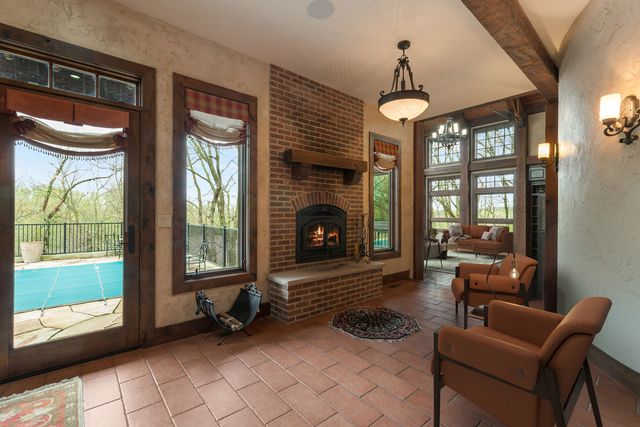 14N306 Highland Avenue, Elgin, IL 60123
