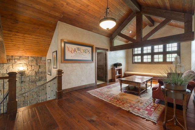 14N306 Highland Avenue, Elgin, IL 60123