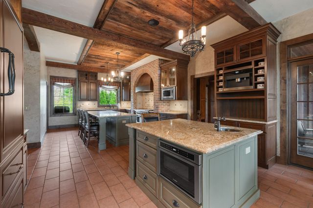 14N306 Highland Avenue, Elgin, IL 60123
