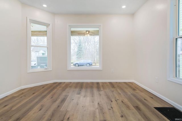 526 Leland Avenue, South Bend, IN 46616