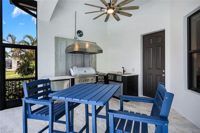 511 ALAMEDA CT, Marco Island, FL 34145