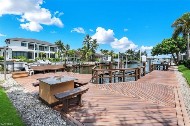 511 ALAMEDA CT, Marco Island, FL 34145