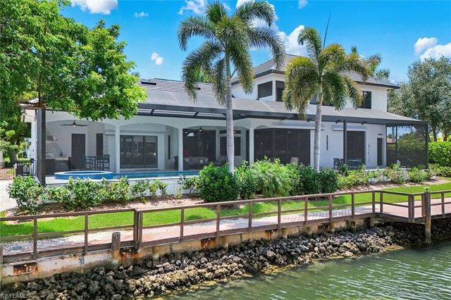 511 ALAMEDA CT, Marco Island, FL 34145