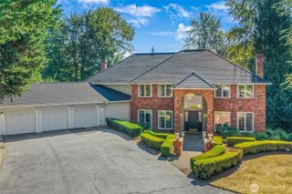 12900 182nd Avenue NE, Redmond, WA 98052