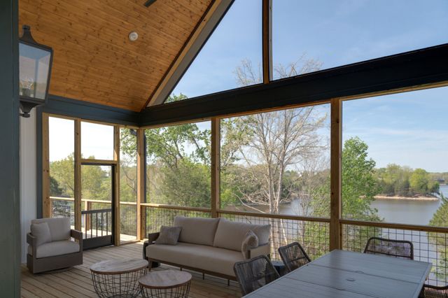 959 Fanning Bend Dr, Winchester, TN 37398