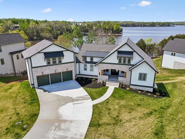 959 Fanning Bend Dr, Winchester, TN 37398