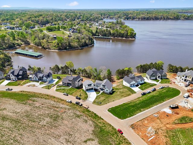 959 Fanning Bend Dr, Winchester, TN 37398