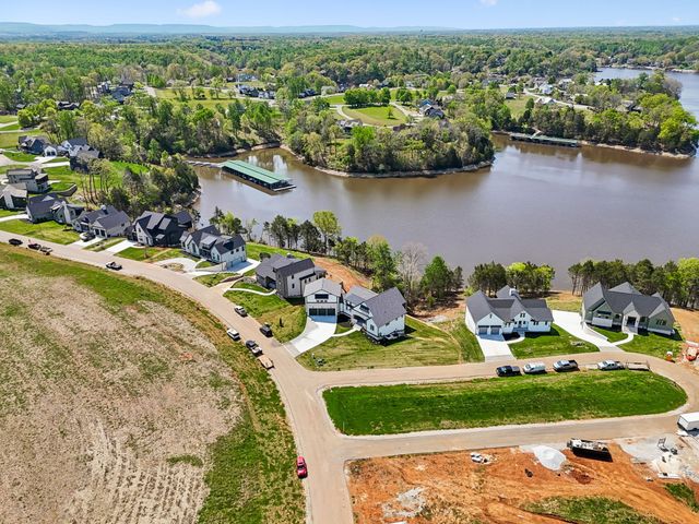 959 Fanning Bend Dr, Winchester, TN 37398