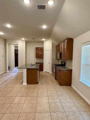 3834 W Vicksburg Estates Drive, Missouri City, TX 77459