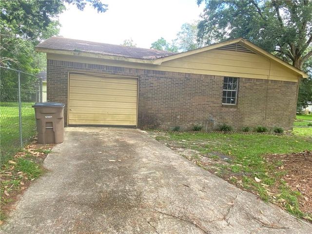 701 Bond Street, Mobile, AL 36607